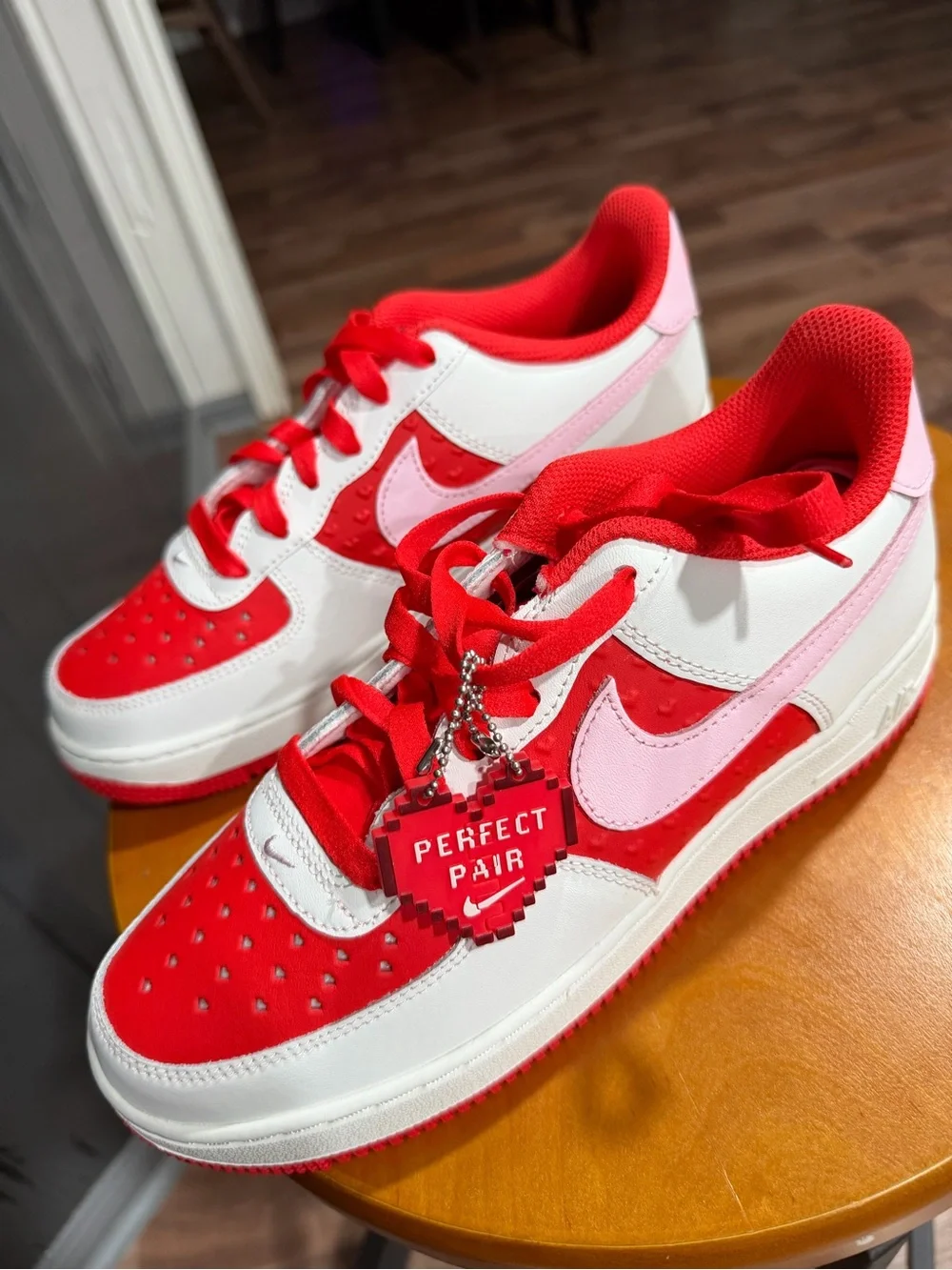 Nike Kids Red & Pink Low-Top Sneakers - Comfortable Everyday Trainers